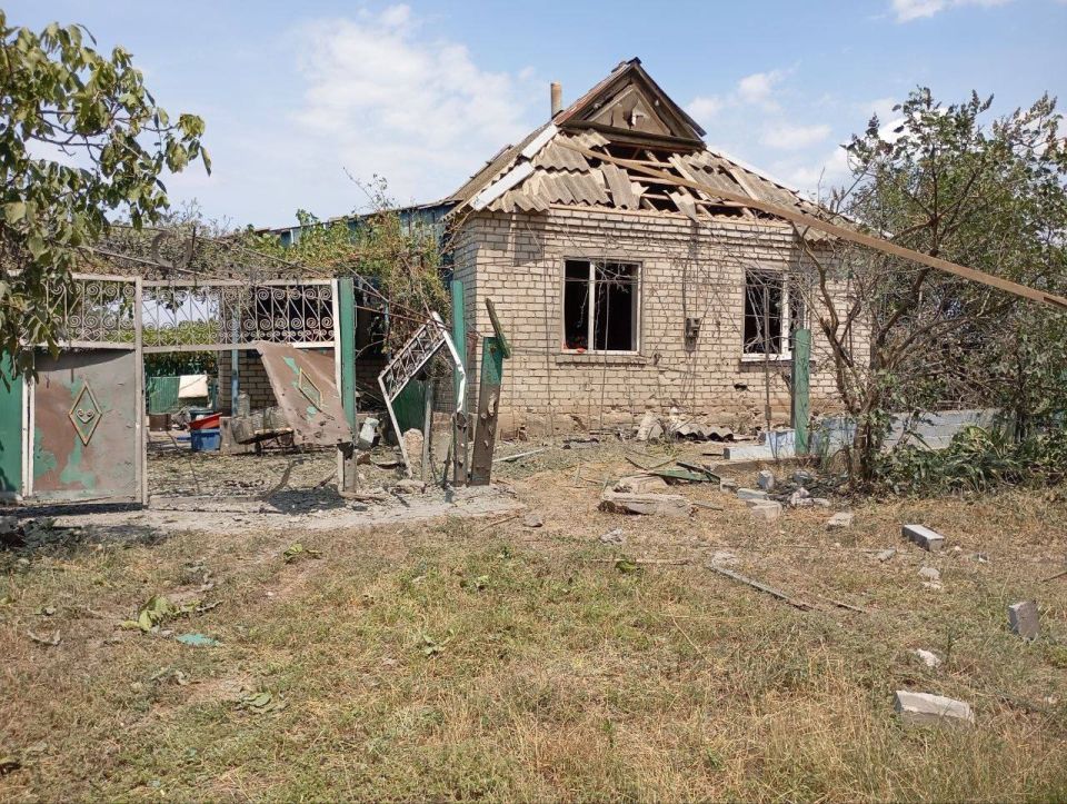 В Алёшках мирный житель получил ранение в результате украинской атаки, сообщил губернатор Сальдо В Алёшках мирный житель получил ранение в результате украинской атаки, сообщил губернатор Сальдо