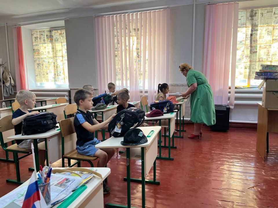В образовательные заведения Алешкинского муниципального округа передали гумпомощь из Ульяновской области В образовательные заведения Алешкинского муниципального округа передали гумпомощь из Ульяновской области