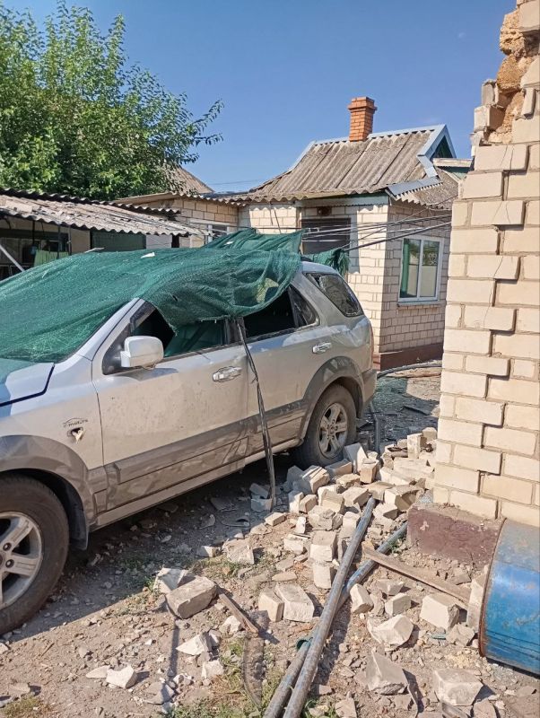 С 10 по 17 июля в результате ударов ВСУ в Алешкинском округе пострадали 8 мирных жителей, 2 погибли С 10 по 17 июля в результате ударов ВСУ в Алешкинском округе пострадали 8 мирных жителей, 2 погибли