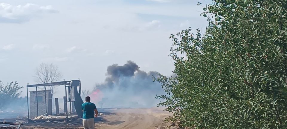 В двух селах Красноперекопского территориального отдела местные жители успешно ликвидировали сразу два пожара В двух селах Красноперекопского территориального отдела местные жители успешно ликвидировали сразу два пожара