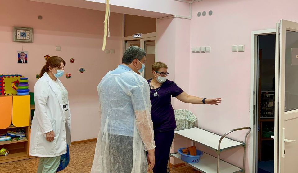 Специализированный реабилитационный велосипед передал для воспитанников детского дома, эвакуированных из Херсона в Крым депутат от «Единой России» Специализированный реабилитационный велосипед передал для воспитанников детского дома, эвакуированных из Херсона в Крым депутат от «Единой России»
