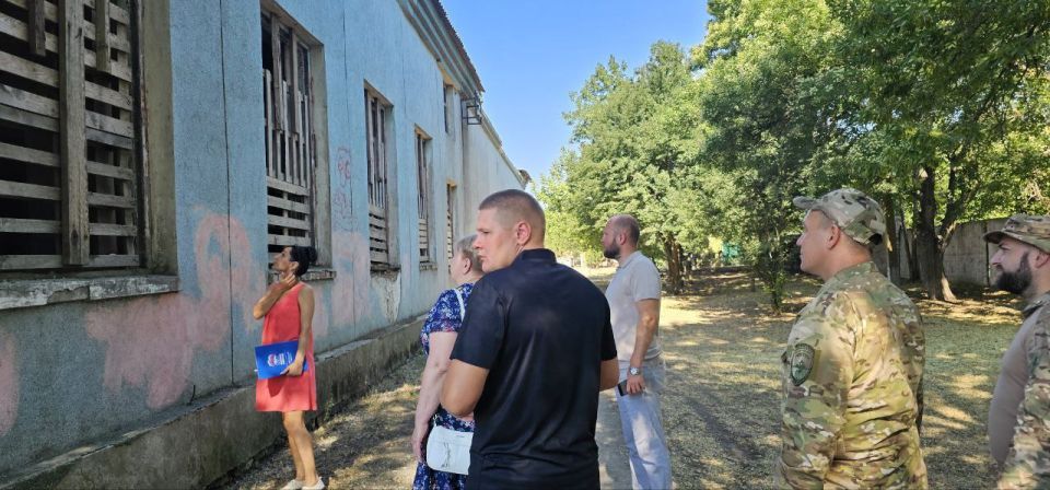 Надежда Бабешко: Депутаты Ивановского муниципального округа от партии «Единая Россия» совместно с сотрудниками Ивановского отделения МВД России провели комплексный мониторинг социально значимых объектов и мест пребывания... Надежда Бабешко: Депутаты Ивановского муниципального округа от партии «Единая Россия» совместно с сотрудниками Ивановского отделения МВД России провели комплексный мониторинг социально значимых объектов и мест пребывания...