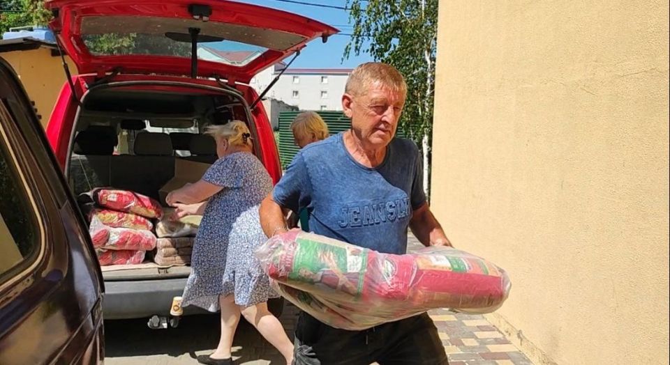 Гуманитарную помощь от «Союза армян России» передали в пункты временного размещения села Железный Порт Гуманитарную помощь от «Союза армян России» передали в пункты временного размещения села Железный Порт
