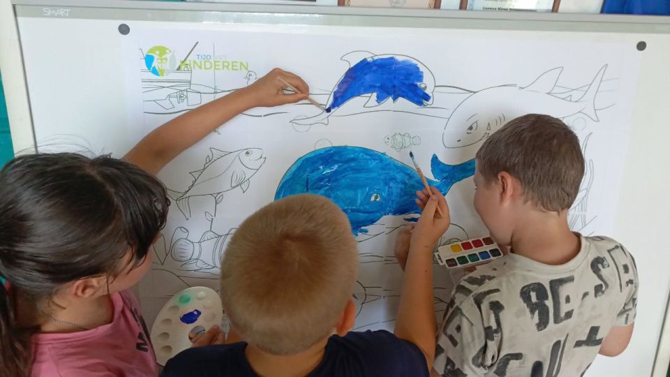 В Красноподольской библиотеке ребята погрузились в библиодайвинг "Загадочный мир китов и дельфинов " В Красноподольской библиотеке ребята погрузились в библиодайвинг "Загадочный мир китов и дельфинов "