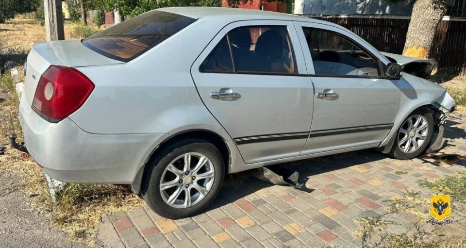 Полицейские устанавливают обстоятельства ДТП в Скадовском округе Полицейские устанавливают обстоятельства ДТП в Скадовском округе