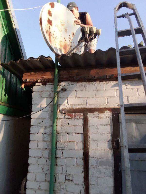 В Нижнесерогозском муниципальном округе активно реализуется процесс демонтажа антенн «Горыныч» и установки антенн «Русский мир» в рамках перехода на качественное и многофункциональное цифровое телевидение В Нижнесерогозском муниципальном округе активно реализуется процесс демонтажа антенн «Горыныч» и установки антенн «Русский мир» в рамках перехода на качественное и многофункциональное цифровое телевидение