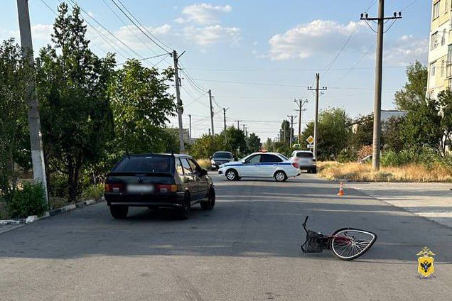 В г. Скадовске полицейские устанавливают обстоятельства ДТП с пострадавшей