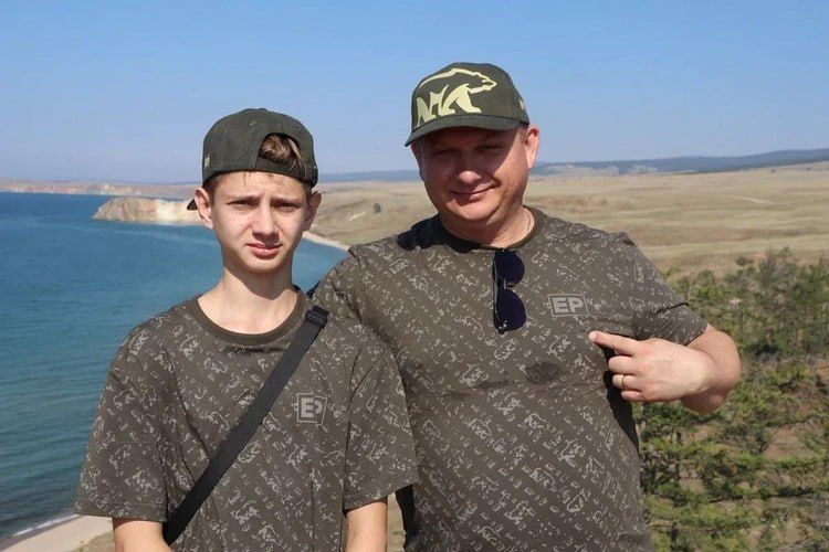 Уже перестал надеяться и случилось чудо: Как сбылась мечта мальчика с линии СВО увидеть самое глубокое озеро в мире Уже перестал надеяться и случилось чудо: Как сбылась мечта мальчика с линии СВО увидеть самое глубокое озеро в мире