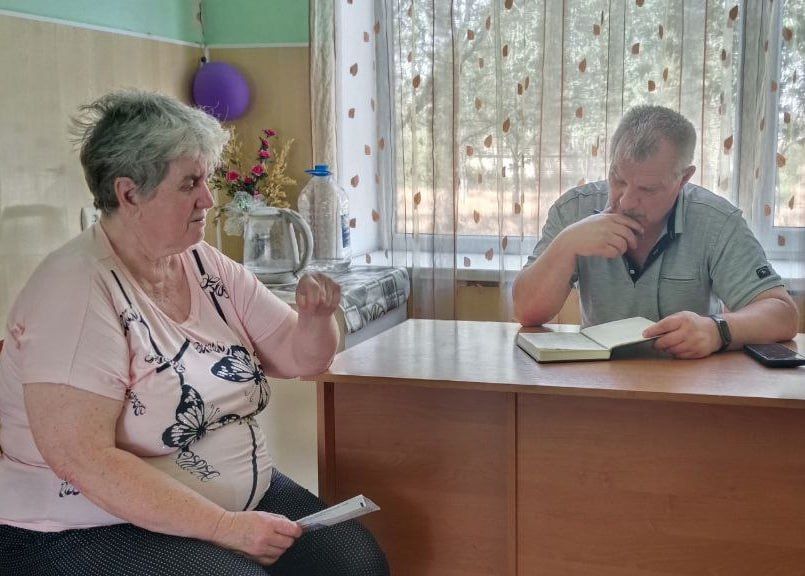 В населенных пунктах Маркеев, Питомник и Ильинка прошел личный прием граждан В населенных пунктах Маркеев, Питомник и Ильинка прошел личный прием граждан