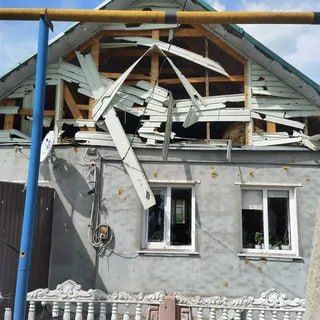 Каиры подверглись артиллерийскому обстрелу со стороны ВСУ — поврежден частный дом и прилегающая территория Каиры подверглись артиллерийскому обстрелу со стороны ВСУ — поврежден частный дом и прилегающая территория