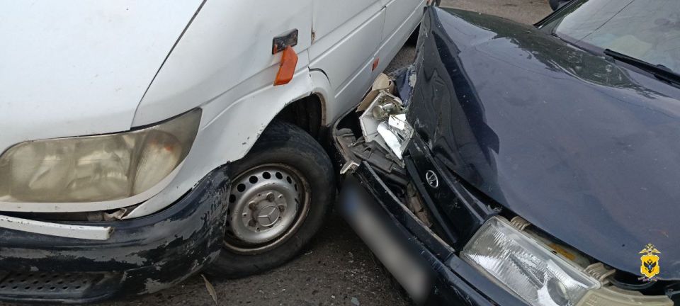 В Каховском округе полицейские устанавливают обстоятельства ДТП с двумя пострадавшими В Каховском округе полицейские устанавливают обстоятельства ДТП с двумя пострадавшими