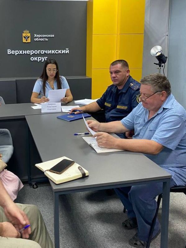 В Верхнерогачикском муниципальном округе прошло очередное заседание комиссии по делам несовершеннолетних и защите их прав В Верхнерогачикском муниципальном округе прошло очередное заседание комиссии по делам несовершеннолетних и защите их прав