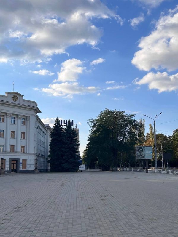 Херсон. Прямо сейчас. Подпишись на Херсон.ру Херсон. Прямо сейчас. Подпишись на Херсон.ру