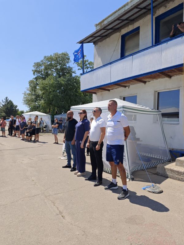 В Новотроицком состоялся межрегиональный турнир "Кубок губернатора Херсонской области" В Новотроицком состоялся межрегиональный турнир "Кубок губернатора Херсонской области"