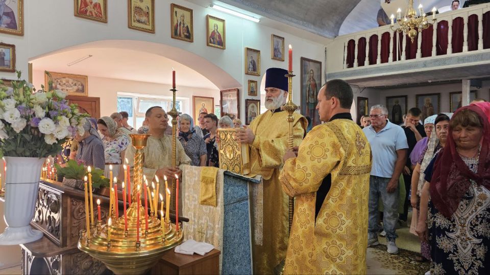 Литургия и крестный ход в Скадовске в день памяти пророка Илии Литургия и крестный ход в Скадовске в день памяти пророка Илии