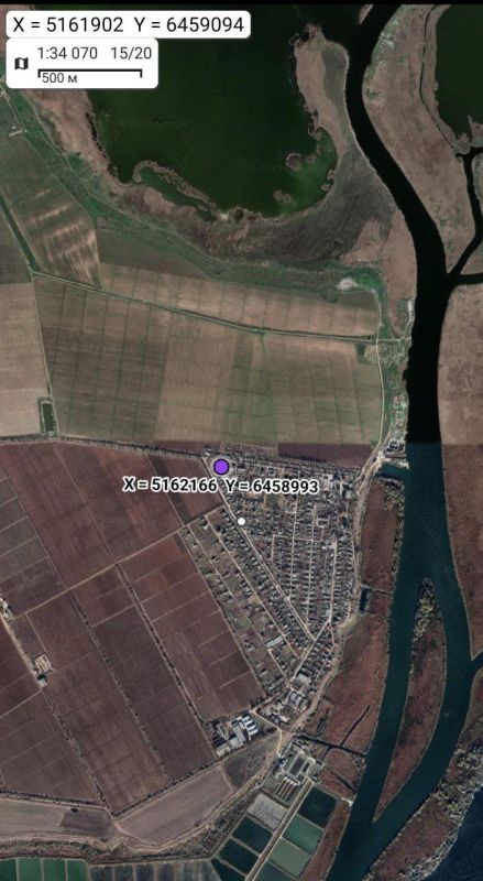 Херсонское направление.. н.п.Днепровское. Операторы 18 ОА ГВ "Днепр" выявили перемещение техники противника на правом берегу. После доразведки и подтверждения цель была уничтожена нашей артиллерией. Отличная работа всех... Херсонское направление.. н.п.Днепровское. Операторы 18 ОА ГВ "Днепр" выявили перемещение техники противника на правом берегу. После доразведки и подтверждения цель была уничтожена нашей артиллерией. Отличная работа всех...