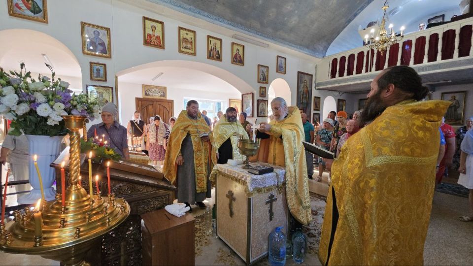 Литургия и крестный ход в Скадовске в день памяти пророка Илии Литургия и крестный ход в Скадовске в день памяти пророка Илии