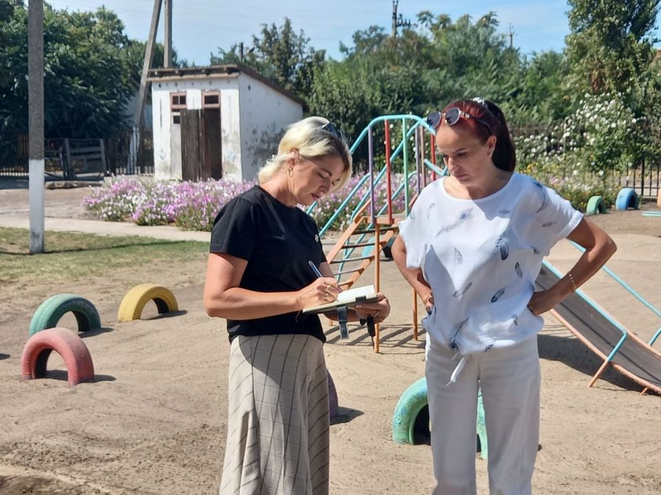 В Красненском детском саду, реконструируемом в рамках проекта Единой России «Новая школа», идут кровельные работы В Красненском детском саду, реконструируемом в рамках проекта Единой России «Новая школа», идут кровельные работы