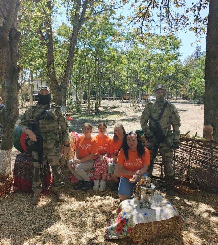 Региональный штаб #МЫВМЕСТЕ побывал на Фестивале "Золото Таврии" Региональный штаб #МЫВМЕСТЕ побывал на Фестивале "Золото Таврии"