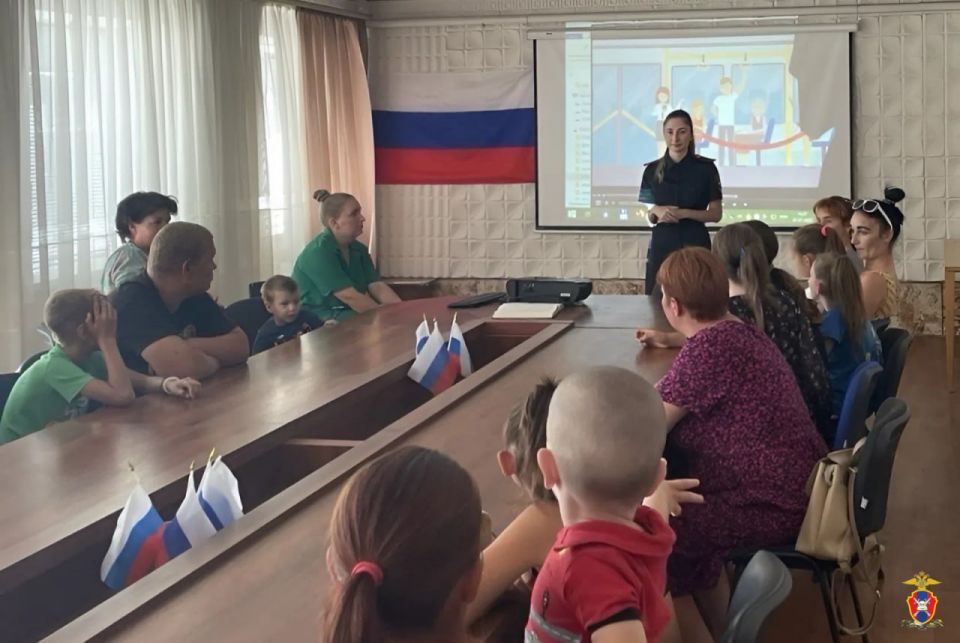 В Каховском муниципальном округе госавтоинспекторы провели мероприятие