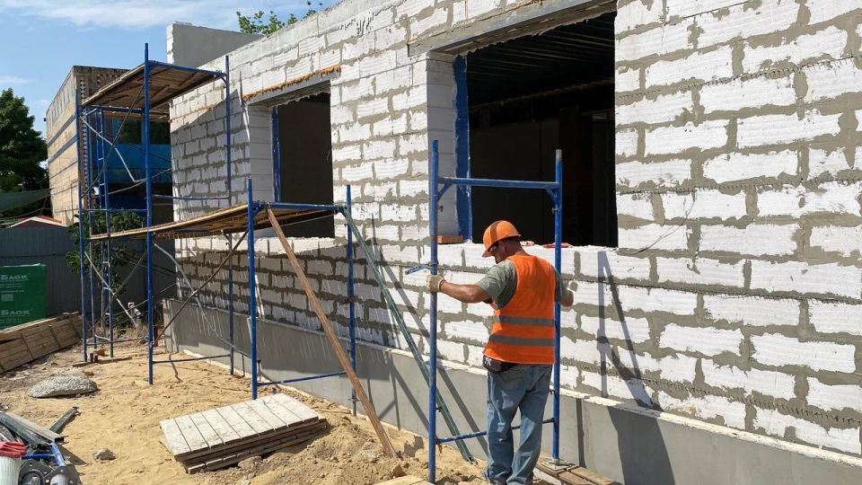 В Ивановке и Нижних Серогозах полным ходом идет реконструкция зданий для новых МФЦ В Ивановке и Нижних Серогозах полным ходом идет реконструкция зданий для новых МФЦ