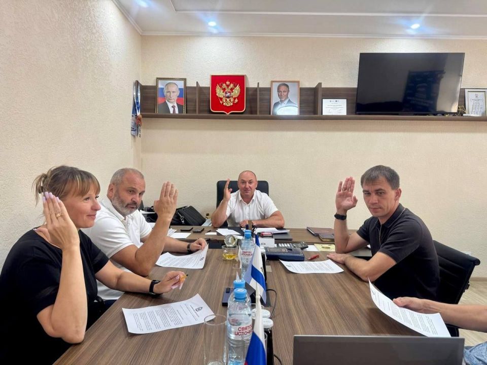Рамиль Замалетдинов: Состоялось заседание Комитета по аграрной политике, земельным отношениям и экологии Херсонской областной Думы Рамиль Замалетдинов: Состоялось заседание Комитета по аграрной политике, земельным отношениям и экологии Херсонской областной Думы