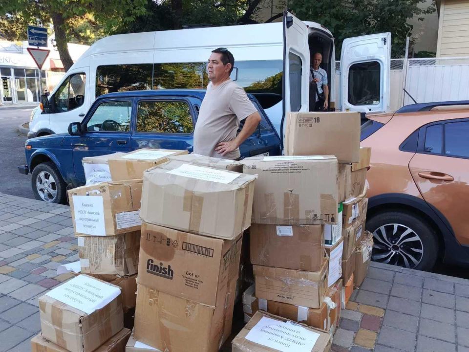 Больше двух тысяч книг собрали анапчане для библиотек Херсонской области Больше двух тысяч книг собрали анапчане для библиотек Херсонской области