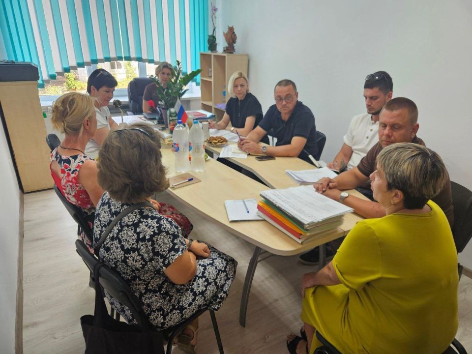 В Чаплинском муниципальном округе проходит осмотр подготовленности образовательных учреждений к новому учебному году В Чаплинском муниципальном округе проходит осмотр подготовленности образовательных учреждений к новому учебному году