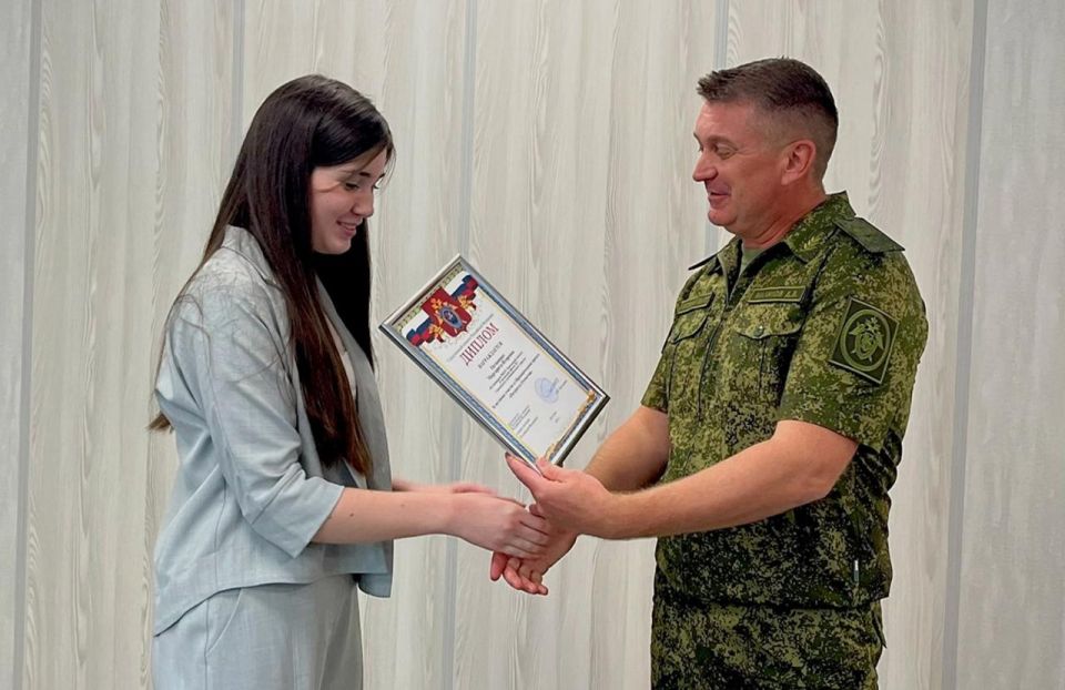 Ученица ведомственного кадетского класса Херсонской области приняла участие в образовательном проекте «Патриоты Отечества»