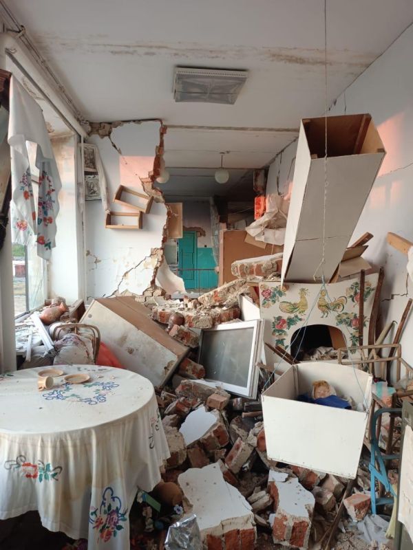    ....  :        ,   -  