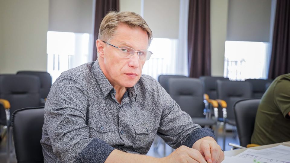 Владимир Сальдо: Провели большое совещание по здравоохранению с министром Михаилом Мурашко и делегацией Минздрава России Владимир Сальдо: Провели большое совещание по здравоохранению с министром Михаилом Мурашко и делегацией Минздрава России