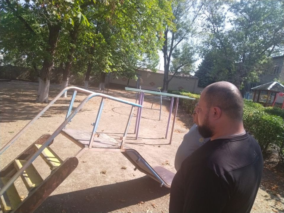 По инициативе политической партии «ЕДИНАЯ РОССИЯ» стартовал комплекс проверок, направленных на оценку уровня безопасности мест отдыха и оздоровления, объектов городской среды, предназначенных для детей, а также важных... По инициативе политической партии «ЕДИНАЯ РОССИЯ» стартовал комплекс проверок, направленных на оценку уровня безопасности мест отдыха и оздоровления, объектов городской среды, предназначенных для детей, а также важных...