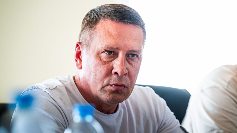Владимир Сальдо: На совещании с Минстроем и профильными службами обсудили два важных вопроса Владимир Сальдо: На совещании с Минстроем и профильными службами обсудили два важных вопроса