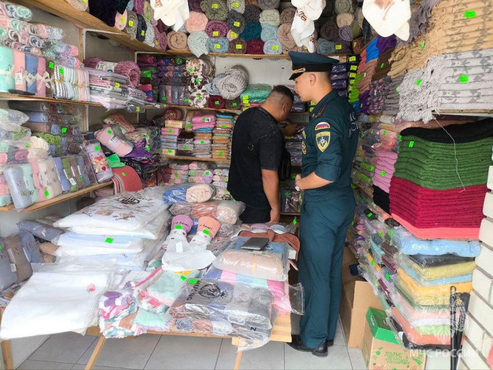 В Геническе проходит профилактика на объектах торговли