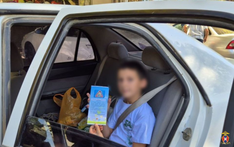 В Херсонской области госавтоинспекторы провели профилактическую акцию «Безопасное детство – в автокресле!» В Херсонской области госавтоинспекторы провели профилактическую акцию «Безопасное детство – в автокресле!»