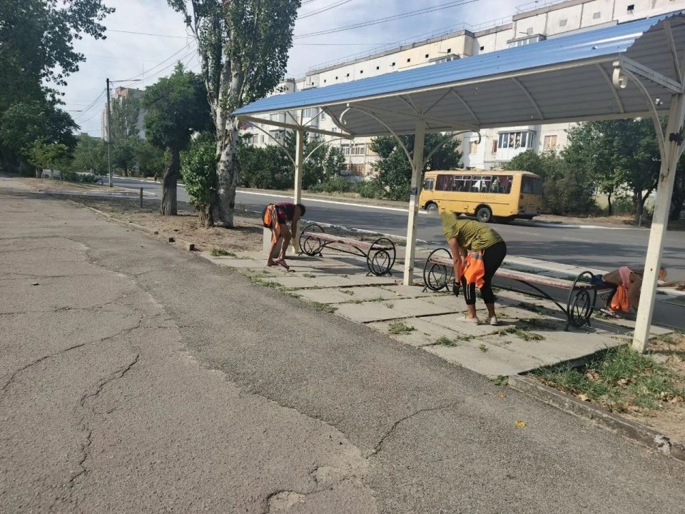В Новой Каховке неустанно трудятся работники коммунальной сферы В Новой Каховке неустанно трудятся работники коммунальной сферы