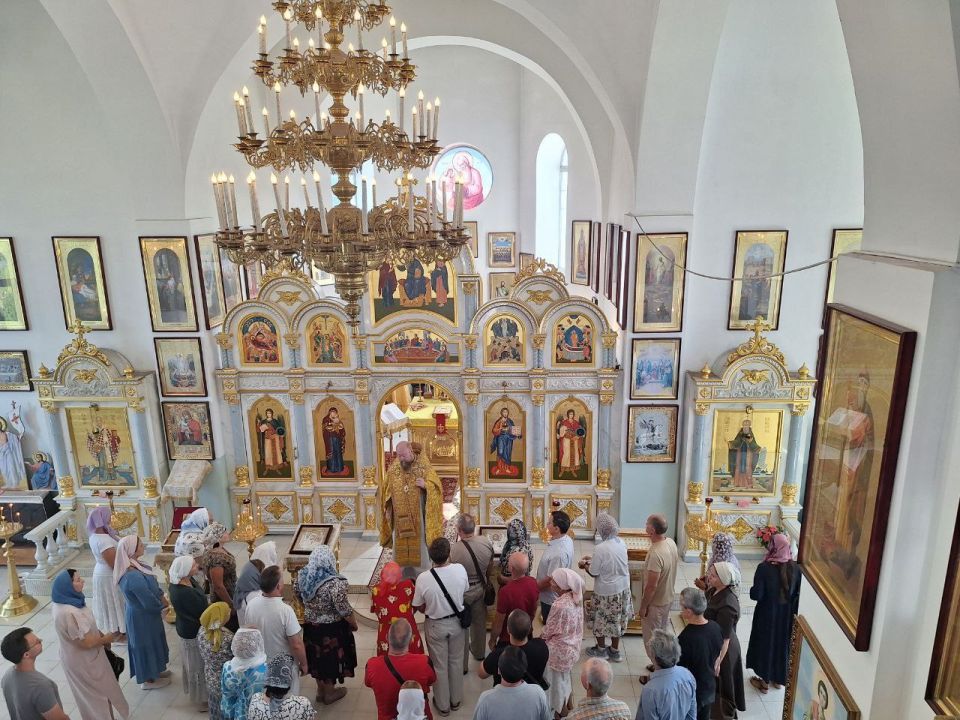 17 августа, в Неделю 10-ю по Пятидесятнице, епископ Скадовский и Алешкинский Филарет совершил Божественную Литургию в Свято-Сергиевском храме г. Скадовск 17 августа, в Неделю 10-ю по Пятидесятнице, епископ Скадовский и Алешкинский Филарет совершил Божественную Литургию в Свято-Сергиевском храме г. Скадовск