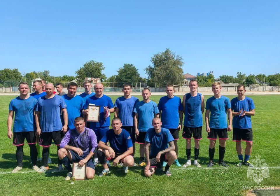 Спорт для спасателей: МЧС России на Кубке Генического округа по футболу