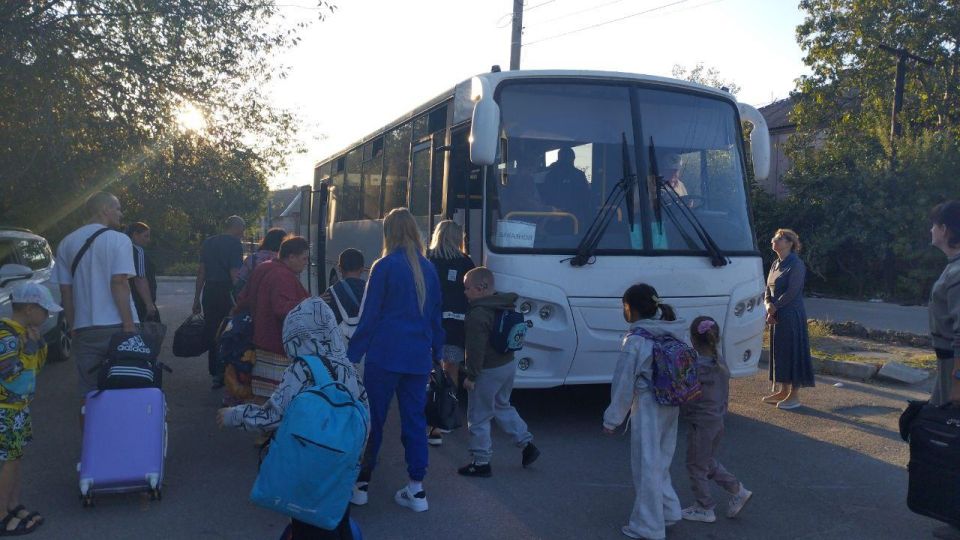 13 детей, пострадавших в результате боевых действий на территории региона, пройдут реабилитацию в оздоровительном комплексе «Клязьма» 13 детей, пострадавших в результате боевых действий на территории региона, пройдут реабилитацию в оздоровительном комплексе «Клязьма»