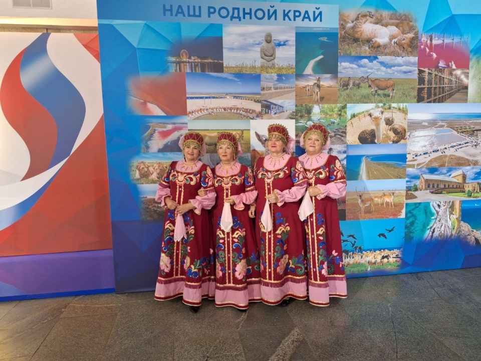 «Надежда» из Крымска покорила Геническ народной песней «Надежда» из Крымска покорила Геническ народной песней