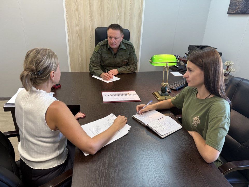 Заместитель руководителя следственного управления провел выездной прием граждан в Каланчаке