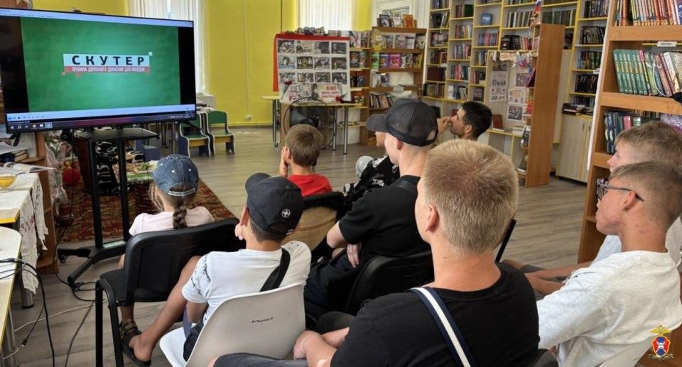 В Каховском муниципальном округе сотрудники Госавтоинспекции провели профилактическую встречу В Каховском муниципальном округе сотрудники Госавтоинспекции провели профилактическую встречу