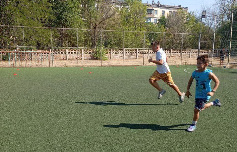 В ГБУ ДО ХО "Спортивная школа Аскания-Нова" Чаплинского муниципального округа прошли спортивные эстафеты "Подарим лучики тепла" В ГБУ ДО ХО "Спортивная школа Аскания-Нова" Чаплинского муниципального округа прошли спортивные эстафеты "Подарим лучики тепла"