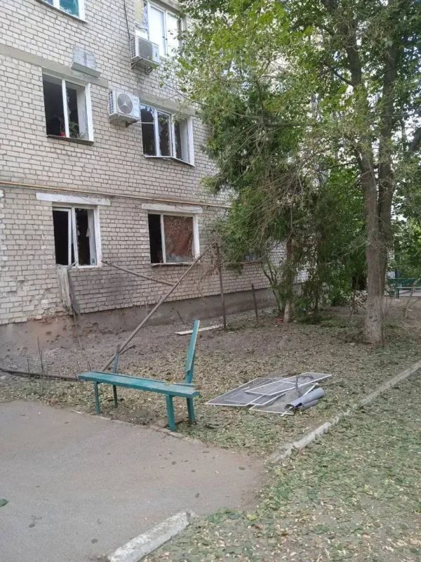 Владимир Сальдо: За последние 24 часа из-за агрессии киевского режима погибли два человека, ещё четверо пострадали Владимир Сальдо: За последние 24 часа из-за агрессии киевского режима погибли два человека, ещё четверо пострадали