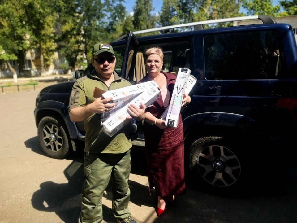 «Поддержка образования: гуманитарная помощь от фонда «Попечительство и забота» для Алешкинского района» «Поддержка образования: гуманитарная помощь от фонда «Попечительство и забота» для Алешкинского района»