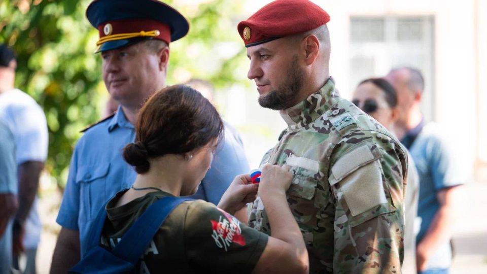 «Герои Херсонщины» приняли участие в торжественных мероприятиях ко Дню Государственного флага в Геническе «Герои Херсонщины» приняли участие в торжественных мероприятиях ко Дню Государственного флага в Геническе