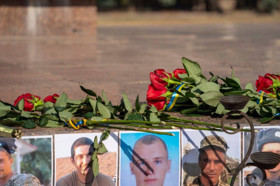 А на том берегу.... Правобережье Херсонщины: дневной обзор новостей *Занимательное фото в честь Дня флага Украины А на том берегу.... Правобережье Херсонщины: дневной обзор новостей *Занимательное фото в честь Дня флага Украины