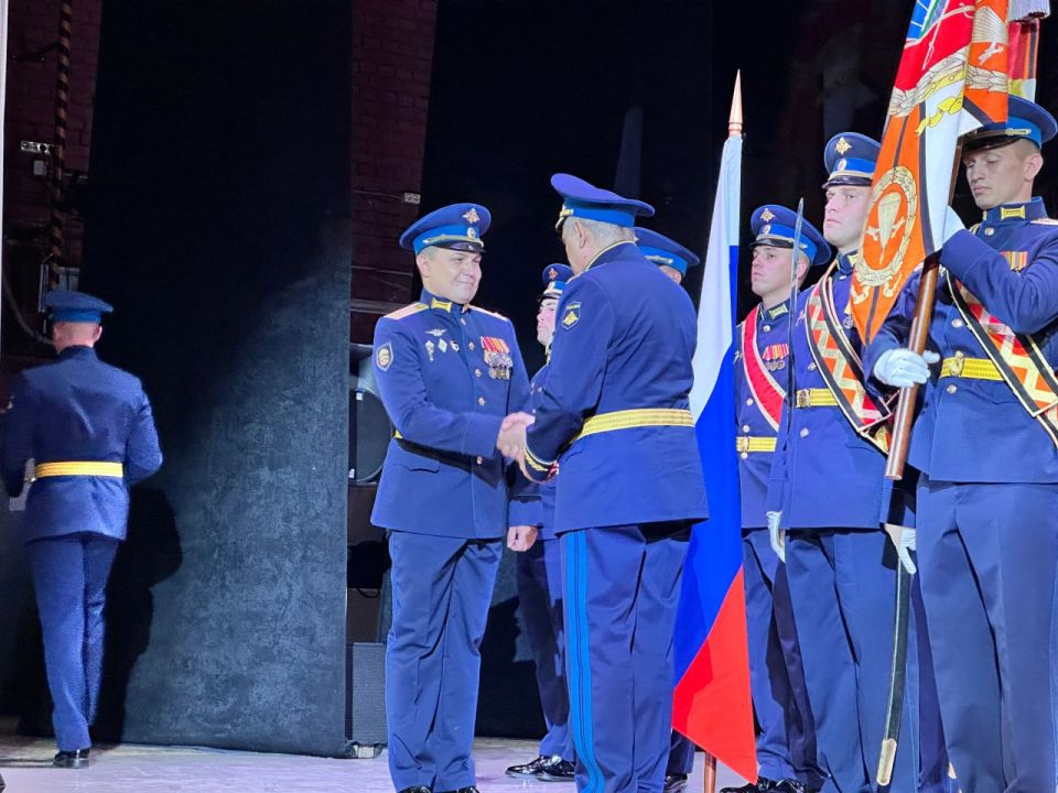 Минобороны России: В Новороссийске состоялась церемония вручения 108 гвардейскому десантно-штурмовому Кубанскому казачьему ордена Красной Звезды полку ордена Суворова Минобороны России: В Новороссийске состоялась церемония вручения 108 гвардейскому десантно-штурмовому Кубанскому казачьему ордена Красной Звезды полку ордена Суворова