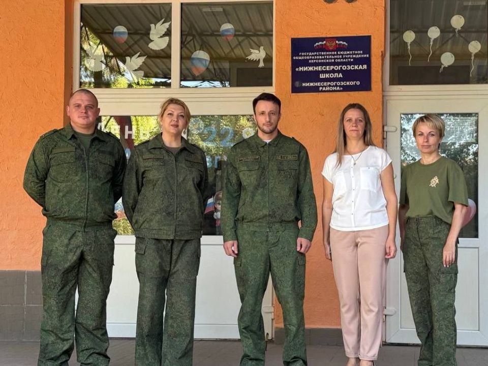 Офицеры СУ СК России по Херсонской области оказали помощь образовательным учреждениям в регионе