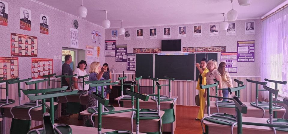 "Родительская приемка" идет в школах Херсонской области, заявил Владимир Сальдо "Родительская приемка" идет в школах Херсонской области, заявил Владимир Сальдо